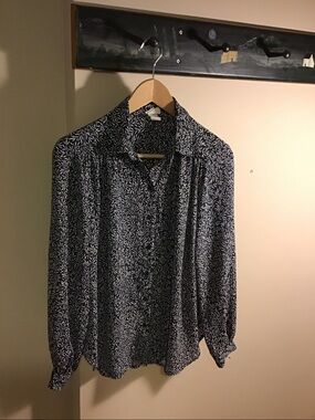Morris & Co. Navy Blouse size 8